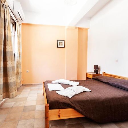 One Bedroom Apartment With Kitchenette# 12 A Raches  Luaran gambar